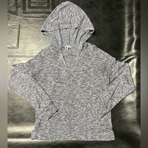 Juicy Couture Women’s Size Medium Sweater with Hood & Front Pocket